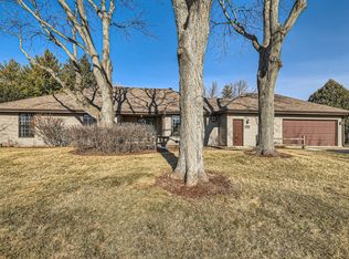 620 Morningside Point, Elgin, IL 60123