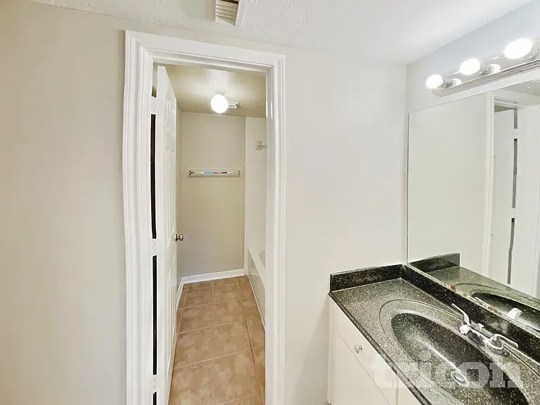 3135 Lavender Candle Dr — Photo 10