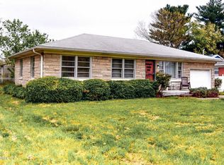 10912 Deering Rd, Louisville, KY 40272