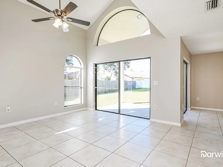 11943 Blackheath Cir — Photo 6