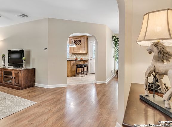 5th image of 8238 Campobello Dr
