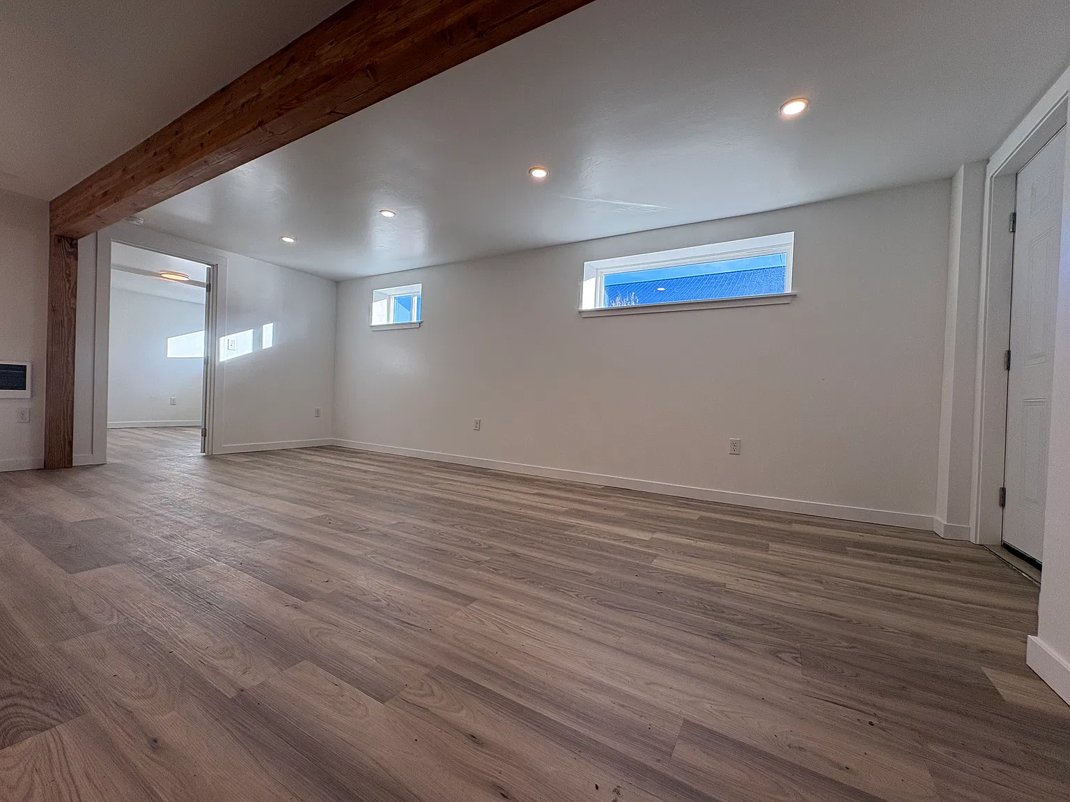 2 bed, 750 sqft, $1,200 — Photo 2