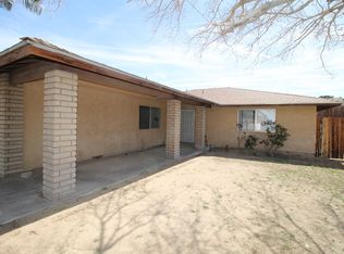 560 Stanford Dr, Barstow, CA 92311