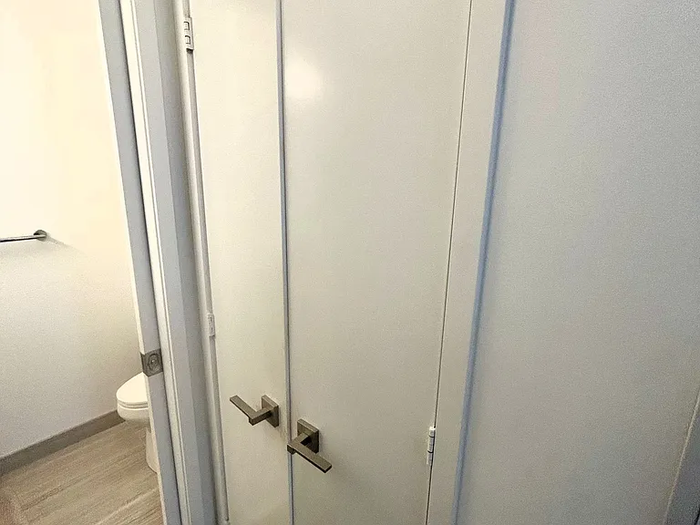 30 Ordnance St #2402 — Photo 8