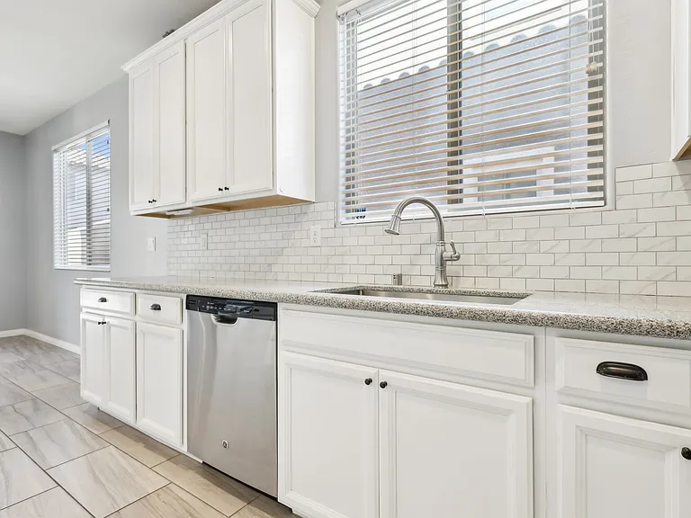 457 Cornelius Kelly Ave — Photo 13