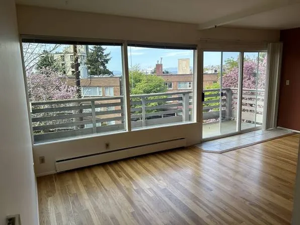 735 Belmont Ave E, Seattle, WA