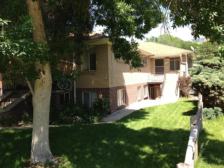 1876 S Garfield St — Photo 4