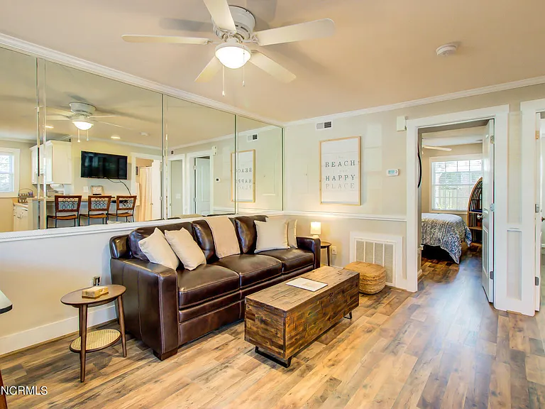 205 Florence Ave #4 — Photo 8
