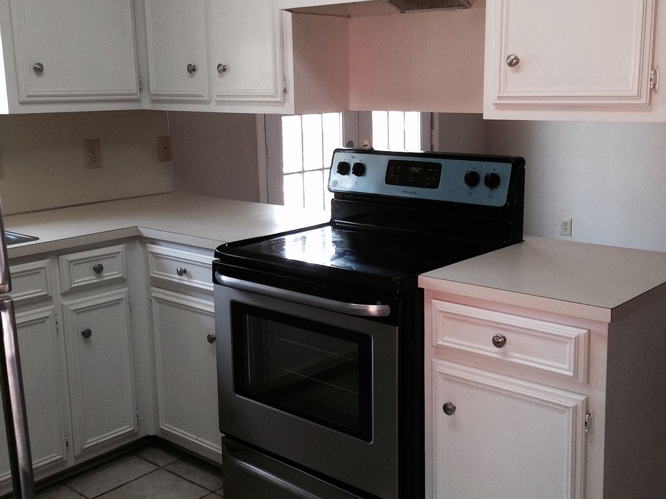 1st image of 6609 Chinaberry Ct