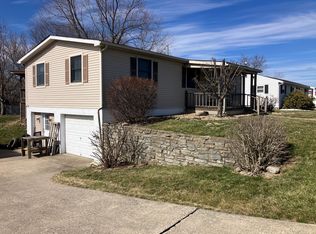 206 Pleasant View Dr, Aurora, IN 47001
