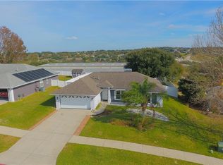 958 Forest Hill Dr, Minneola, FL 34715