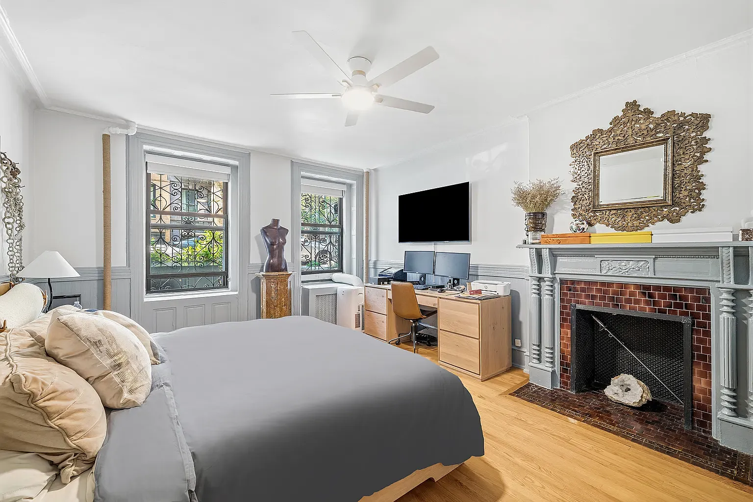 41 West 69th Street — Photo 3