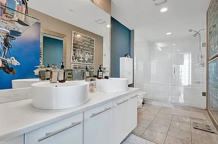 1 bed, 1.0 bath, 850 sqft, $4,500 — Photo 2