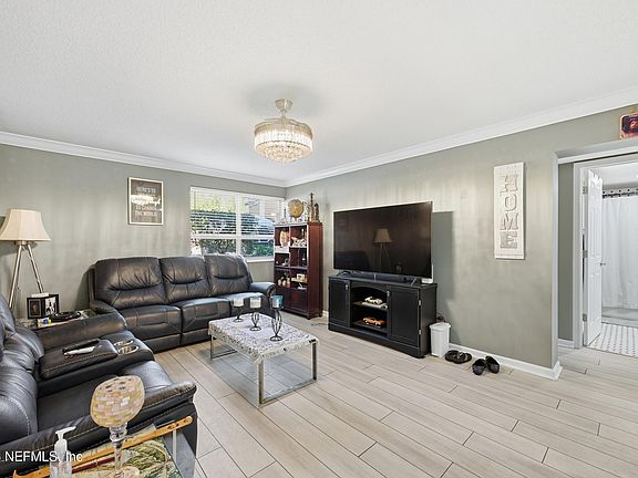 4th image of 5375 ORTEGA FARMS Boulevard #515