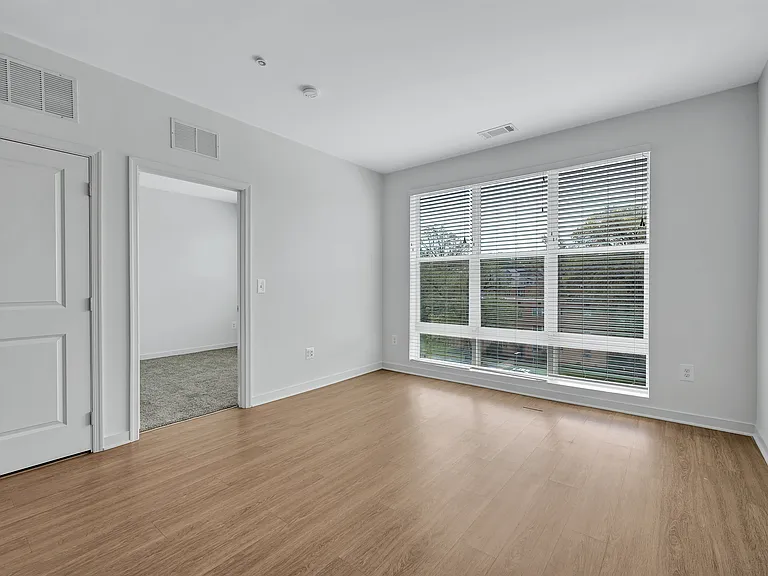 Solstice Apartments — Photo 13
