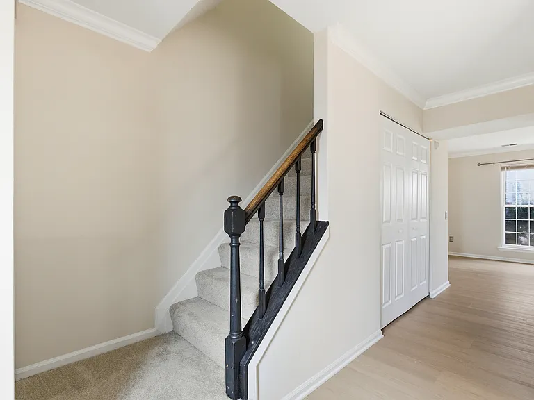 14810 Millicent Ct — Photo 16