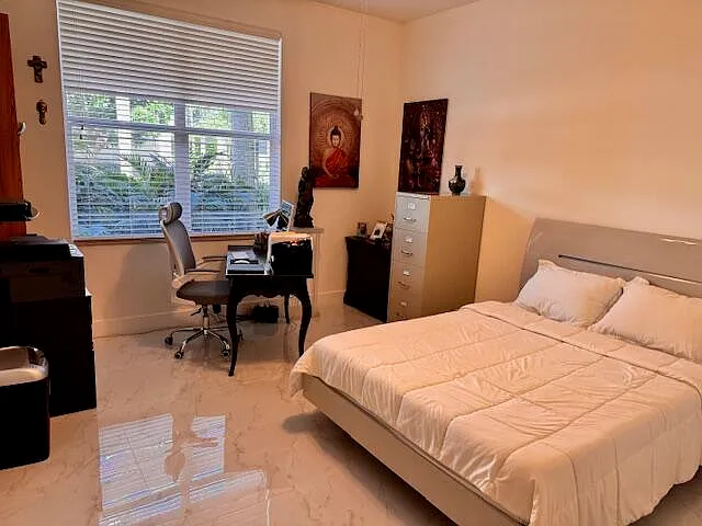 804 E Windward Way #103 — Photo 17
