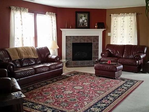 2nd image of 5794 N Peppereel Way