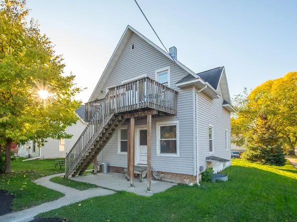 306 7th St NW, Rochester, MN 55901