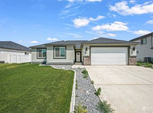 307 Q St SW, Quincy, WA 98848