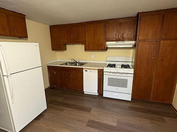 2nd image of 3902-3912 15th Ave #3912-2
