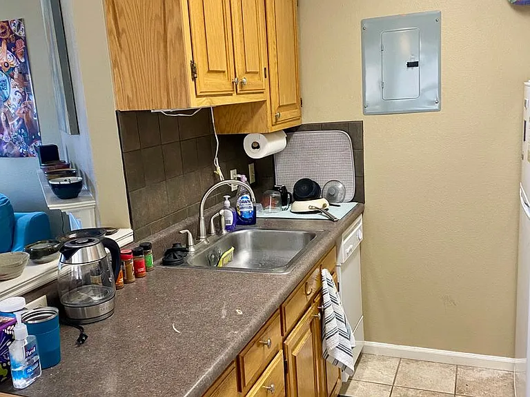 1430 18th St #5 — Photo 3