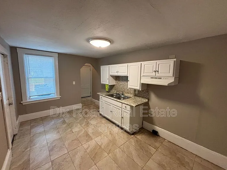 545 Rockdale Ave #1 — Photo 11