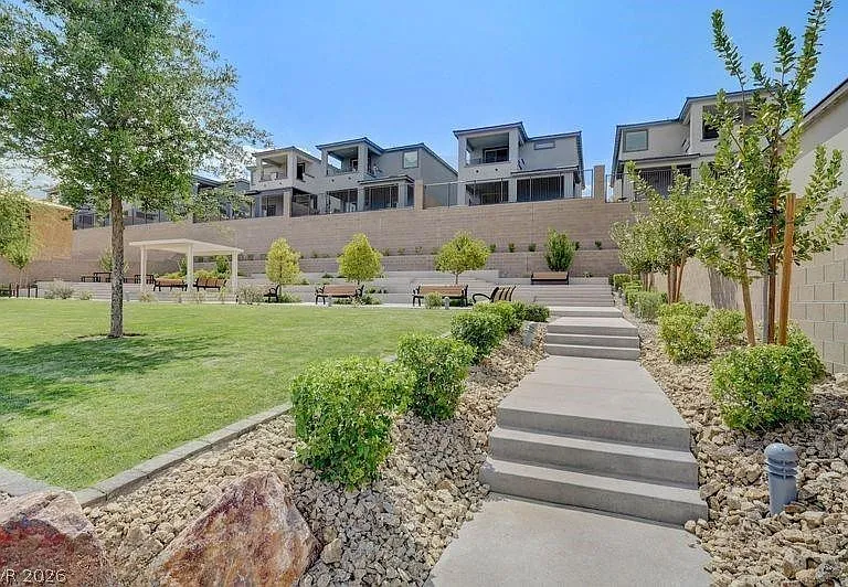 1550 Rock Kestrel St — Photo 27