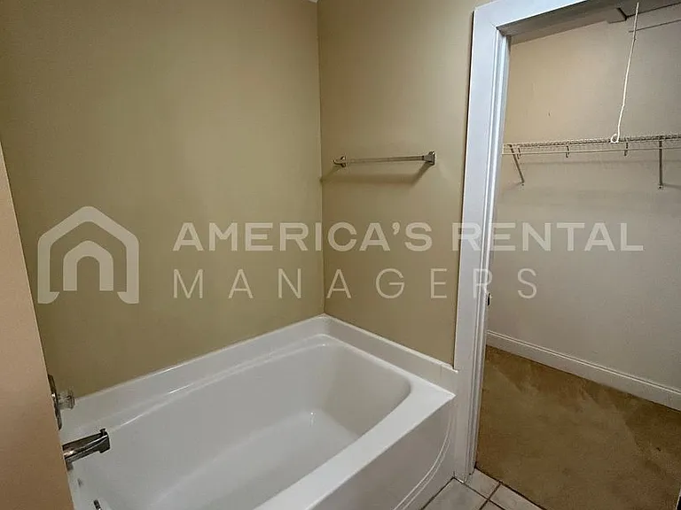 5623 Colony Ln — Photo 14