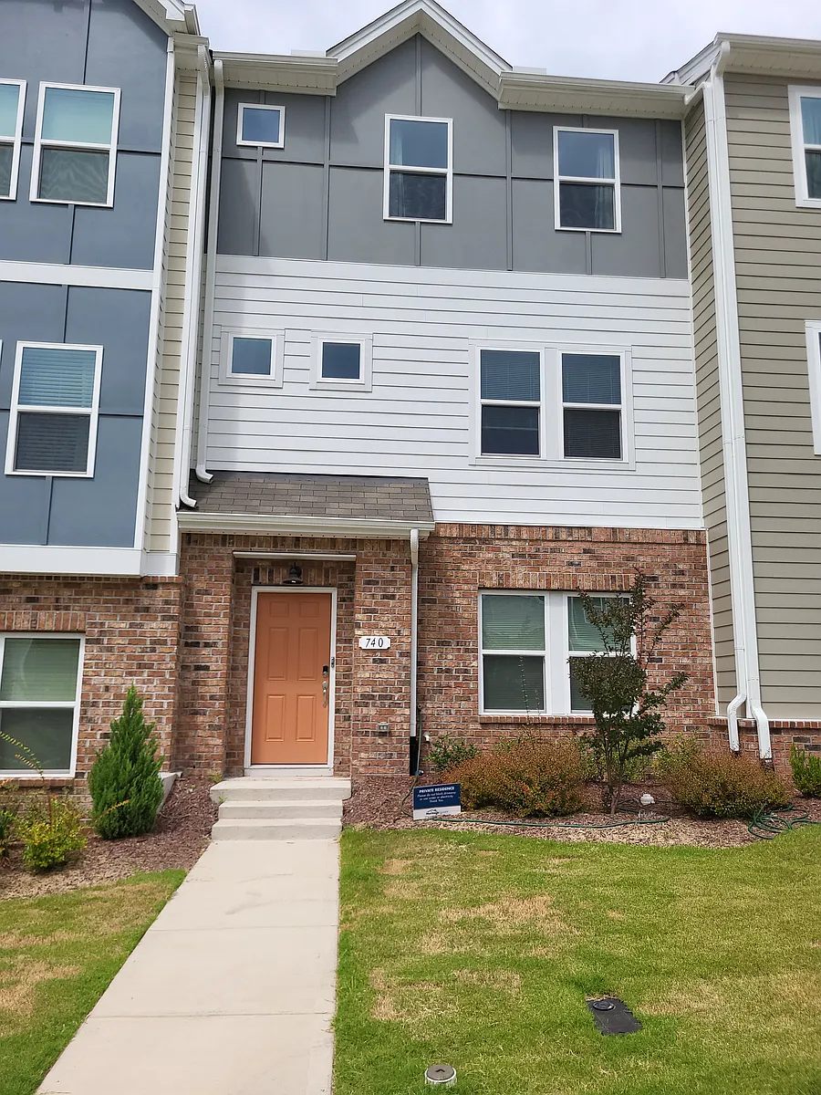 front - 740 Firebrick Dr