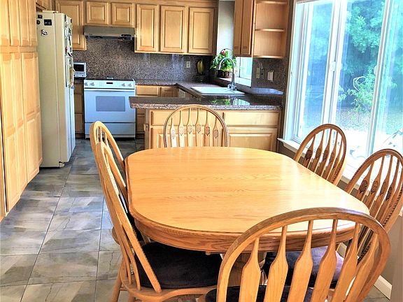 4th image of 7156 Josslyn Dr