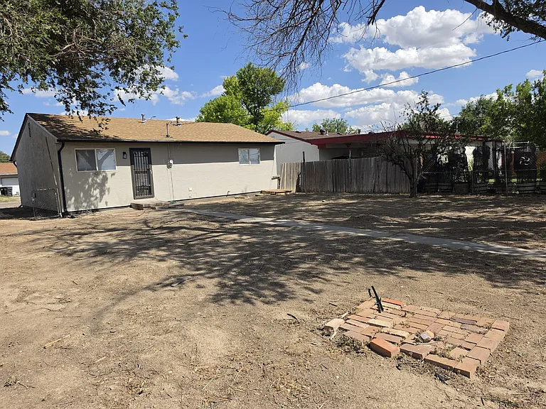 3131 Skyview Ave — Photo 10