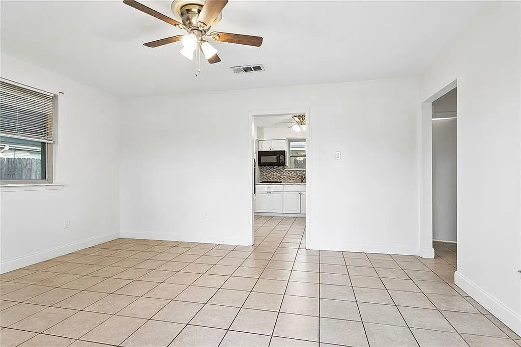 2 bed, 866 sqft, $1,500 — Photo 3