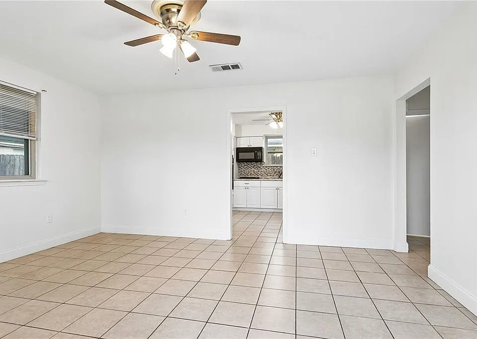 4428 W Metairie Ave