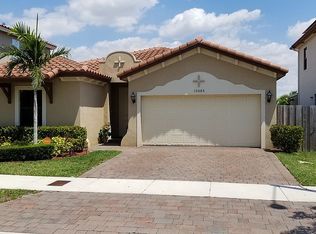 15585 SW 176th Ter, Miami, FL 33187