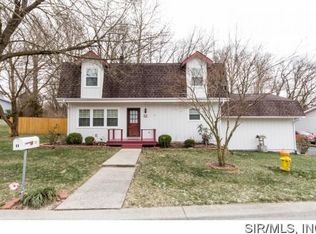 11 Brown Dr, Fairview Heights, IL