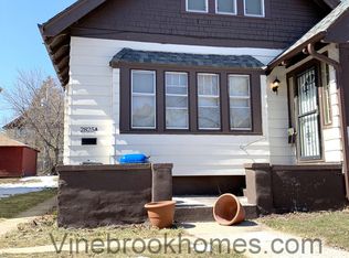 2825 N 52nd St #2, Milwaukee, WI 53210