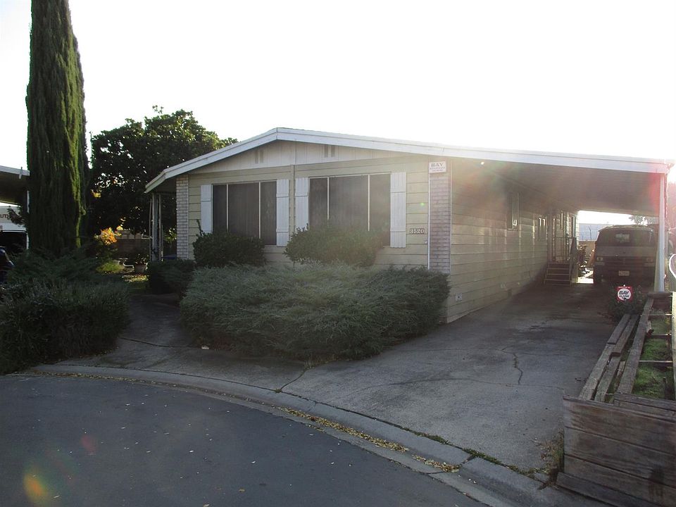 1st image of 3520 Clubhouse Dr