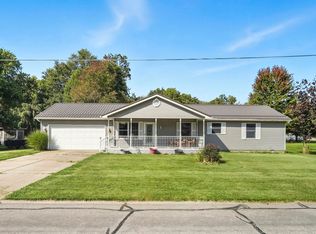 1544 Meadow Ln, Warsaw, IN 46580