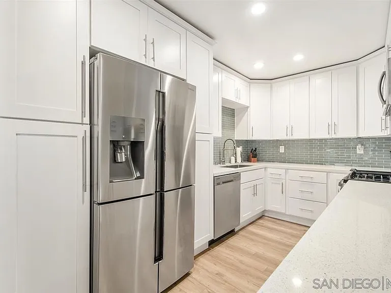 524 Calla Ave — Photo 3