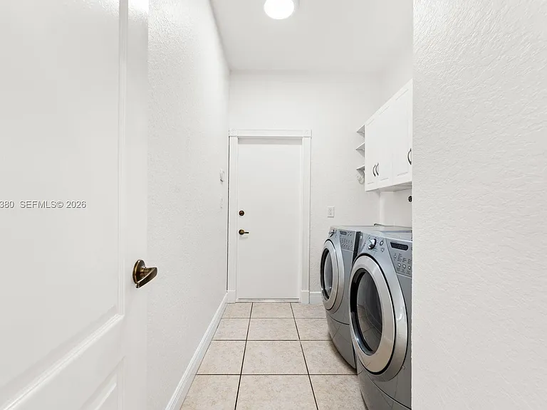 2891 SW 143rd Pl — Photo 7