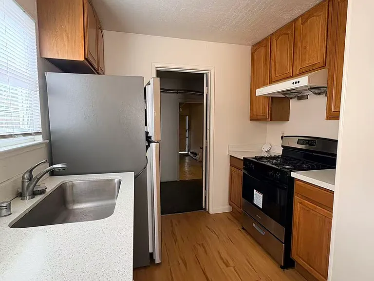 3160 Birmingham Dr — Photo 6
