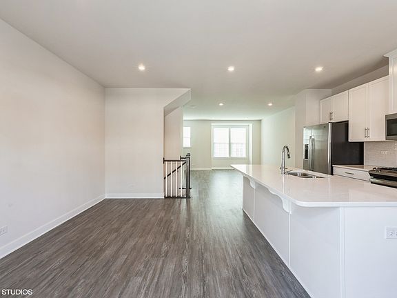 5th image of 10615 Paige Cir