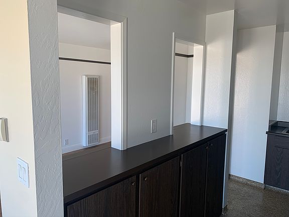 4th image of 335 Euclid Ave APT 201