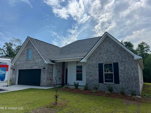 7297 S Aberdeen Dr, Pass Christian, MS 39571