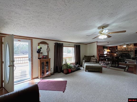 3rd image of 80 Country Oaks Dr