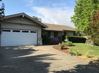 14 Santa Maria Dr, Novato, CA 94947