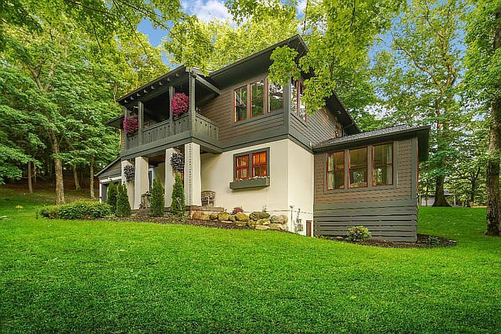 2nd image of 395 Dunegrass Circle Dr