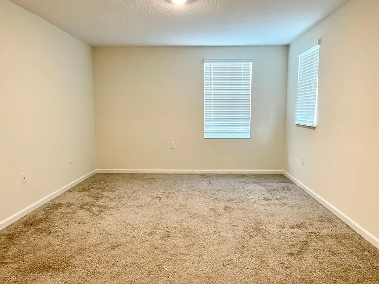 4424 Blackbird St — Photo 18