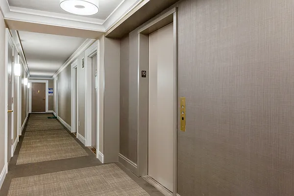 Rented by Greystar | media 42